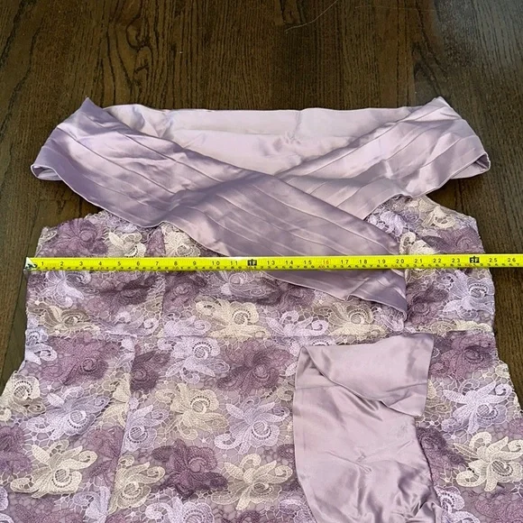 NWT Ruffle Detail Purple Lavender Lace Appliqué Off Shoulder Formal Dresss 24W - Picture 5 of 9